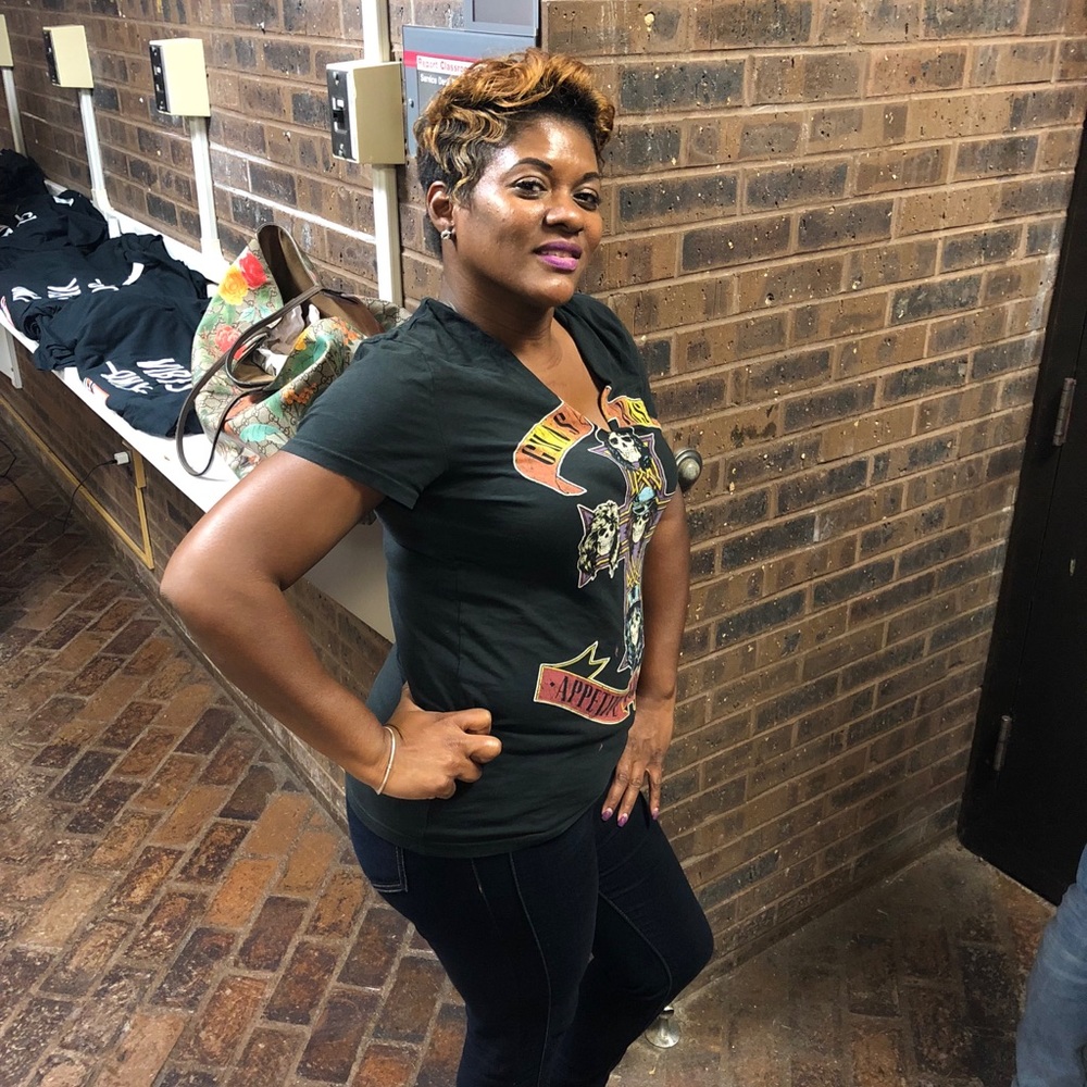 Meet your Posher, Tihira